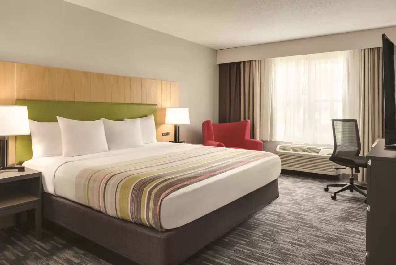 1 Night Stay in a Suite